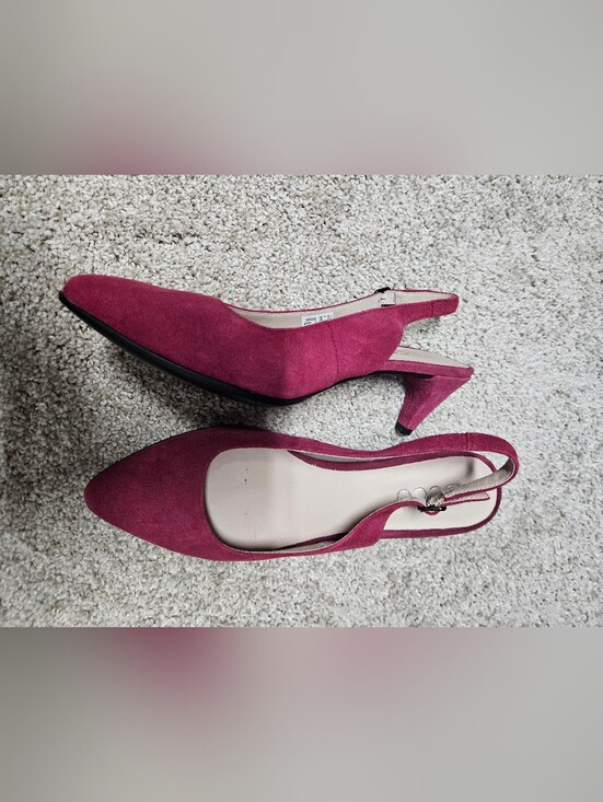 Ecco Shoes - Ecco Burgundy Pointed Slingback Kitten Heels